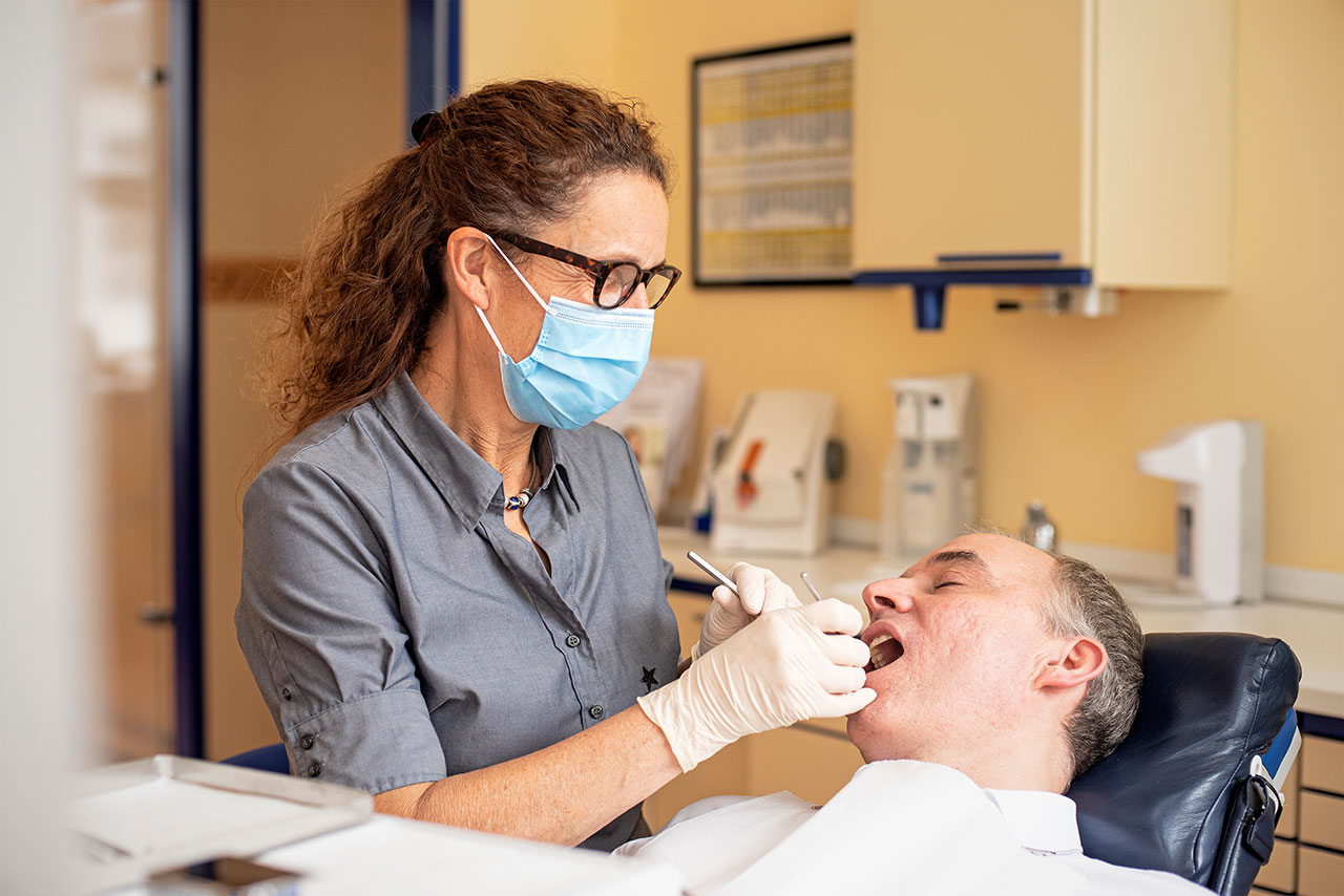 Zahnarztpraxis Dr. Nicola Schüren - Impressionen 009